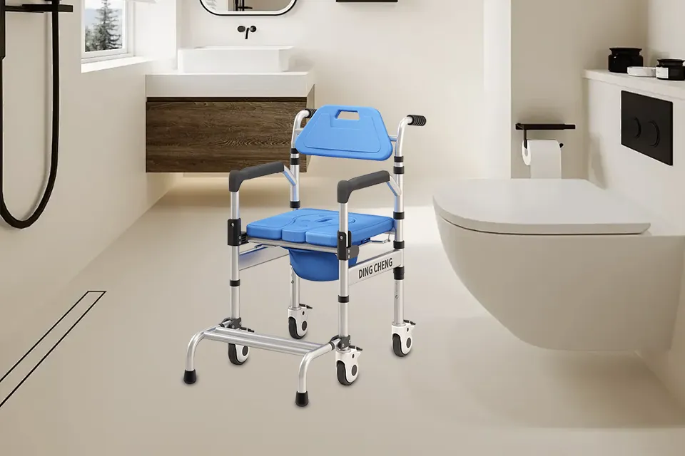 Features of Toilet Chairs with Wheels